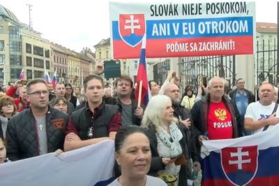 Demonstrace proti prezidentce Čaputové