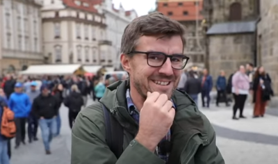 Parodie postupu Policie a porušování zákona