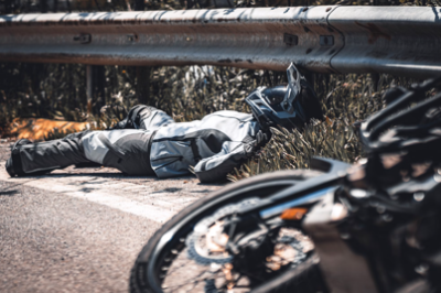 Jaro je tady, motorky už létají a padají